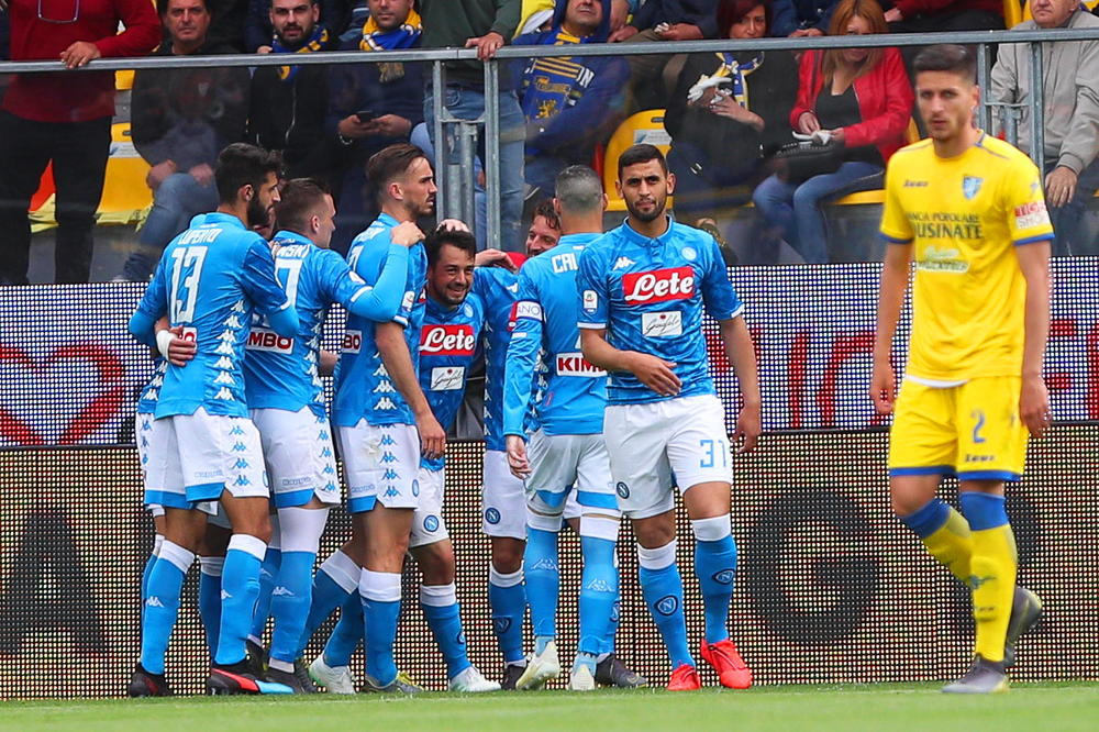 Veliki problemi za Napoli pred meč sa Barselonom u Ligi šampiona!