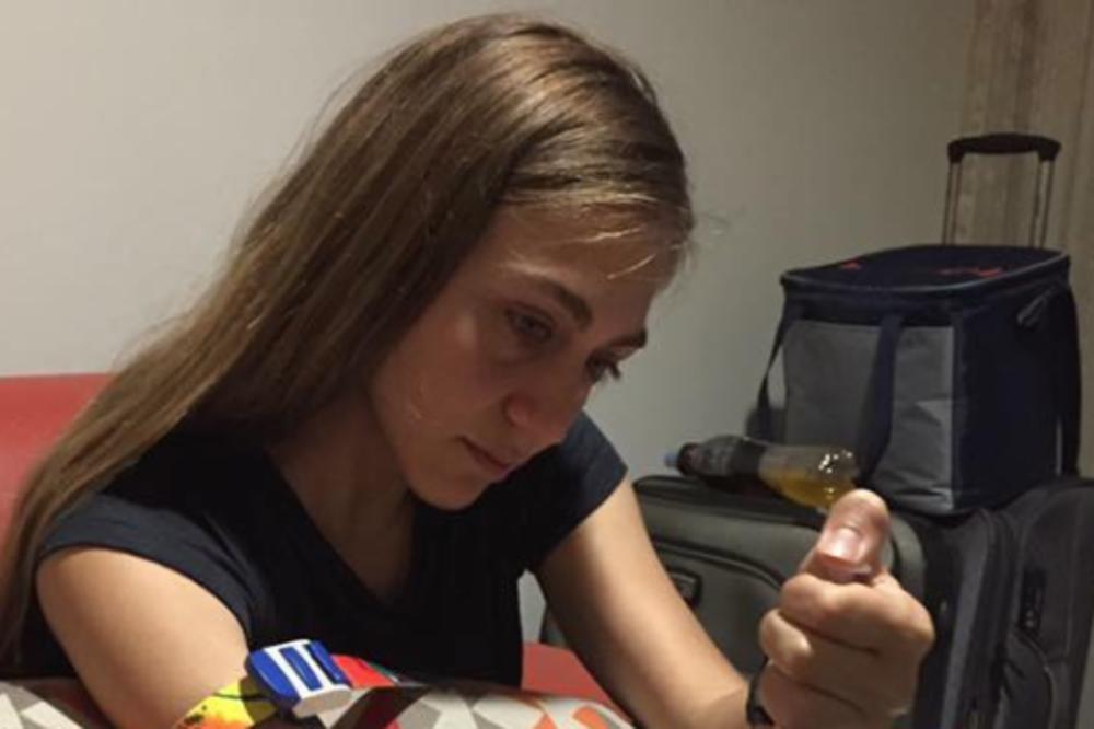 IMALA JE MENSTRUACIJU KONSTANTNO TOKOM PET GODINA: Doktori su se zabrinuli, pa otkrili ovaj UŽAS! (FOTO)