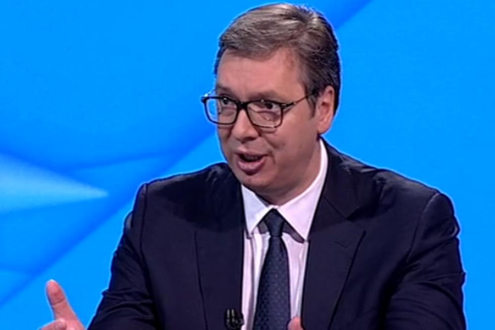 PRIŠTINA ĆE IGRATI U SUPERLIGI SRBIJE: Vučić i albanski novinar raspravljali o fudbalu u Berlinu!