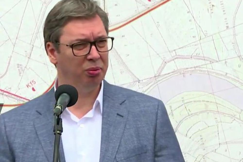 VUČIĆ OBIŠAO RADOVE: Most preko Save i Kolubare na 1,5 metar do spajanja!