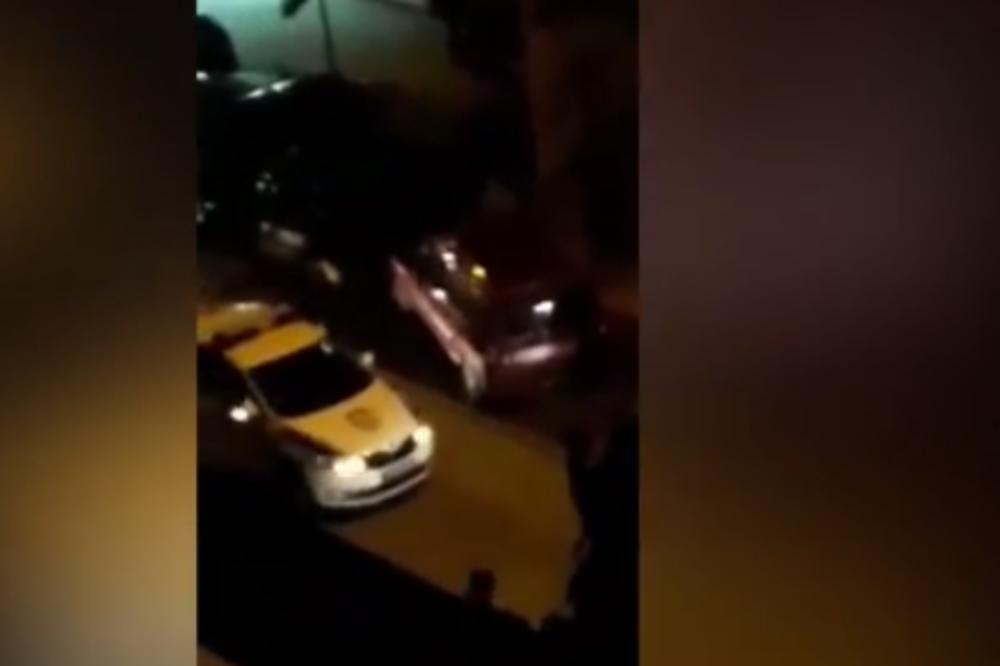 POGLEDAJTE SNIMAK HAPŠENJA SLOBE VASIĆA: Policija mu stavila lisice zbog PREBIJANJA devojke!