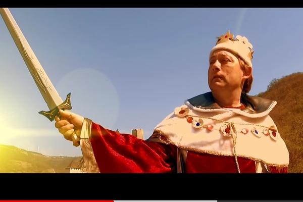 BIĆU I PREDSEDNIK I KRALJ! Zoki Šumadinac planira da iskoristi OGROMNU POPULARNOST i KANDIDUJE SE NA IZBORIMA!