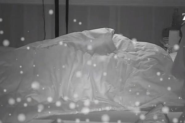 I OVO SMO DOŽIVELI DA GLEDAMO! Se*s sa trudnicom u 7. mesecu pred KAMERAMA!