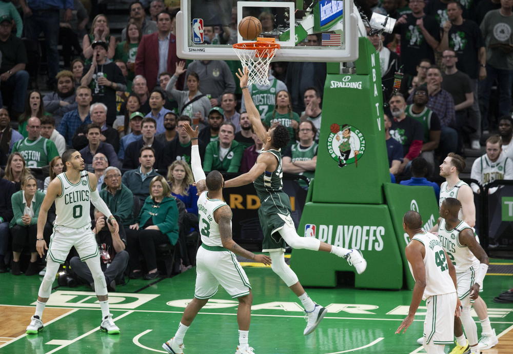 Janis Adetokumbo je izveo čak 22 slobodna bacanja