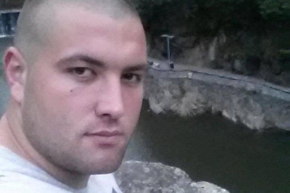 OVO JE MILAN KOJI JE UMRO NA ULICI: Poljubio devojku, pa izdahnuo nekoliko minuta posle!