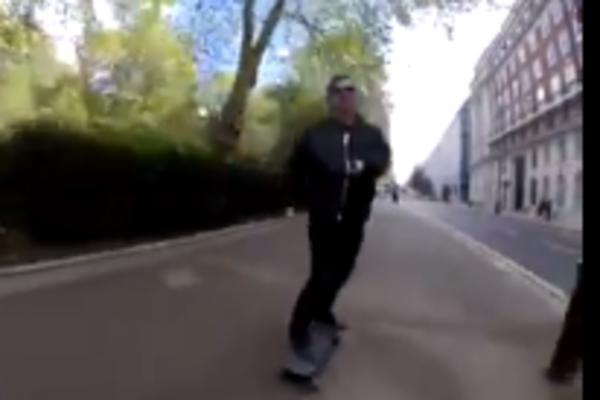 ŽELJKO MITROVIĆ POSTAVIO ZAGONETKU SVIMA KOJI GA ZNAJU: Možete li vi da je rešite? (VIDEO)