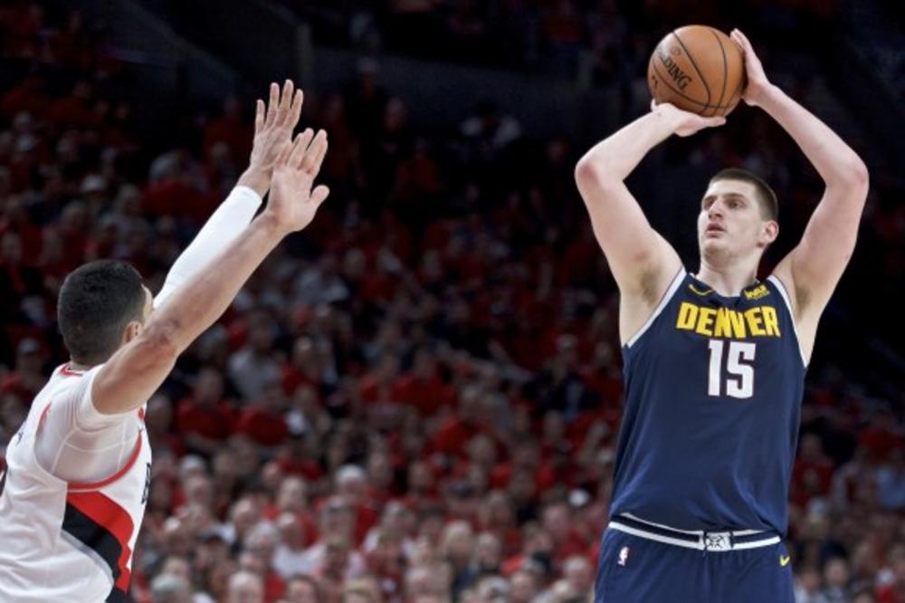 JOKIĆ IMAO JOŠ JEDAN MONSTER TRIPL DABL, DENVER NAPRAVIO BREJK U PORTLANDU: Heroj je ipak bio drugi igrač (VIDEO)