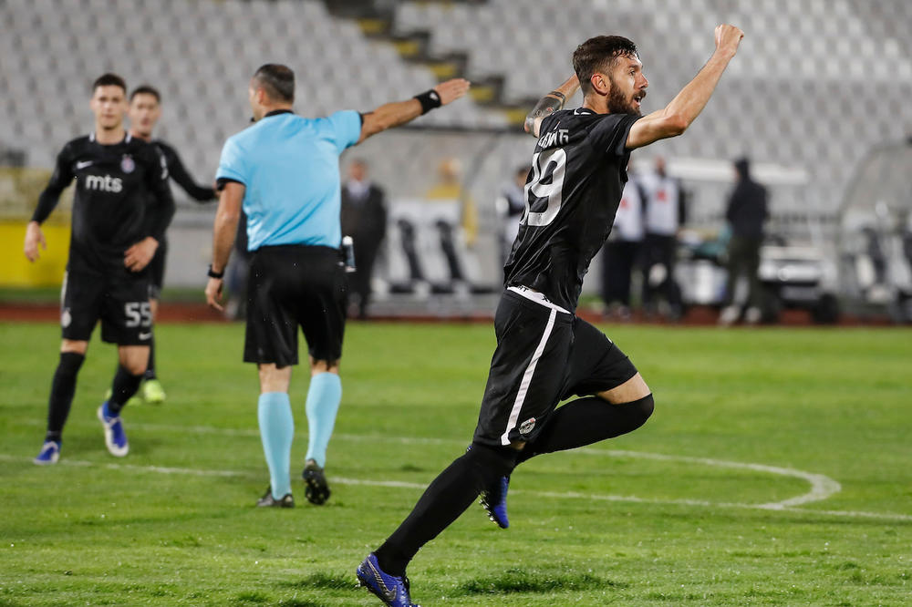 GROBARI GA TERALI IZ KLUBA ZBOG KOSOVA: Šćekić je istrpeo sve uvrede i sada je postao pravi heroj Partizana!