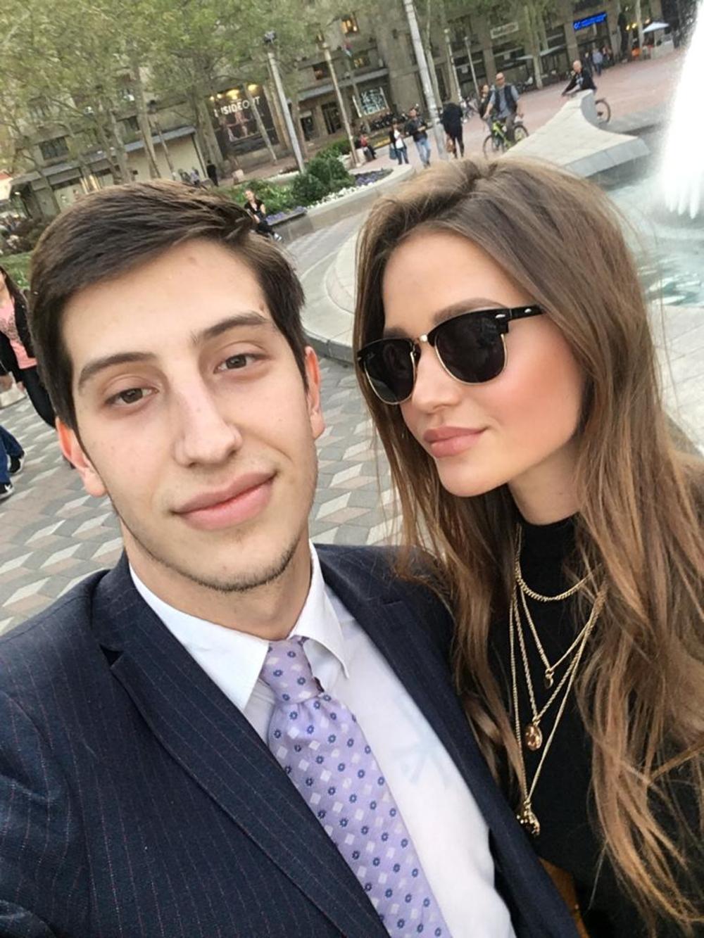 Lav zajedno sa plavokosom lepoticom!