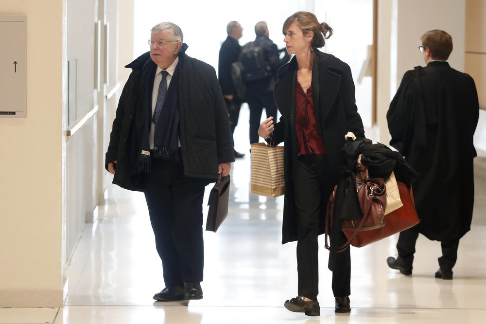 19 RADNIKA OVE KOMPANIJE SE UBILO, A JOŠ 12 JE POKUŠALO SAMOUBISTVO: Ono što su im radili je čist užas!