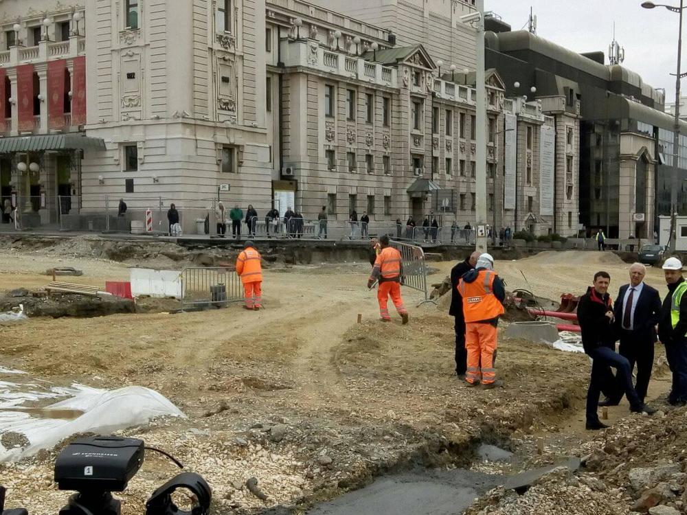 Radnici na Trgu Republike  