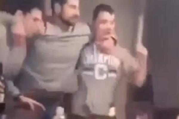 OVAKO CRNOGORCI PROSLAVLJAJU SRPSKU SLAVU: Malo se jede, mnogo pije, a onda SVE GORI! (VIDEO)