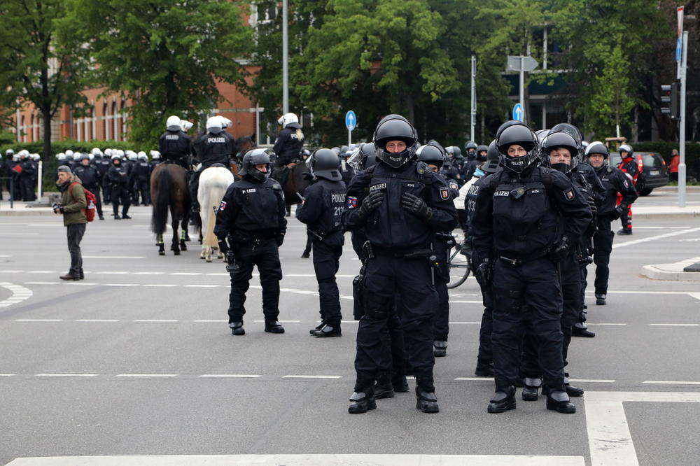 HTELI DA PREOTMU VLAST U NEMAČKOJ? Pala grupa desničara, osim haosa planirali i KIDNAPOVANJE jednog ministra!