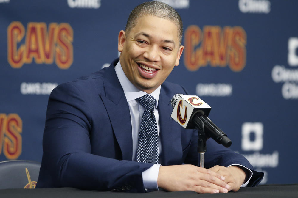 LU ODBIO LEJKERSE: Malo mu 18 miliona - Lebron & drugari i dalje bez trenera!