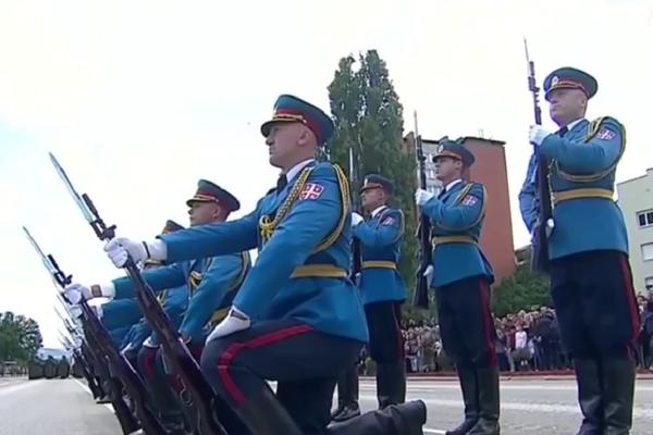 GARDA VOJSKE SRBIJE IZVELA SVOJ PLES SMRTI! Od ovog EGZERCIRA strepe svi na Balkanu (VIDEO)