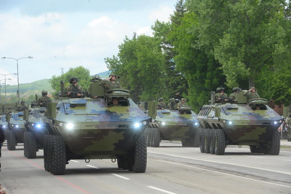 ŠTA ĆE SE DESITI AKO U SRBIJI PROGLASE VANREDNO STANJE? Vojska izlazi na ulice, ali to nije sve!