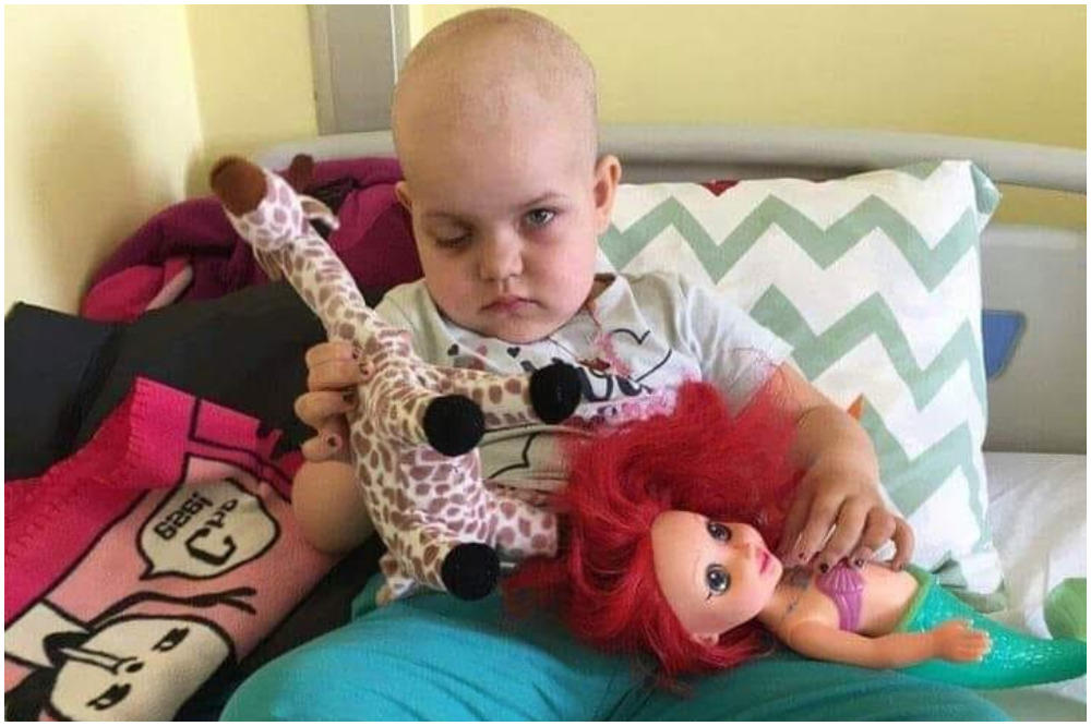 ANDREA (4) IMA REDAK OBLIK TUMORA ZBOG KOJEG JE IZGUBILA OKO, ŽIVI BEZ KUPATILA: Učinimo ovu TEŠKU PRIČU lakšom