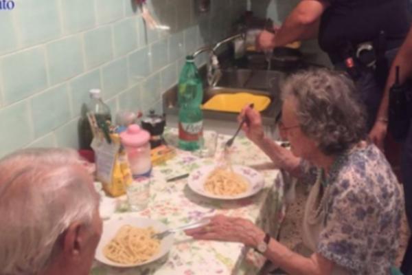 KOMŠIJE SU PRIJAVILE DA STARAC I STARICA PLAČU PO CEO DAN! Kad je POLICIJA došla, zatekla je TUŽAN PRIZOR