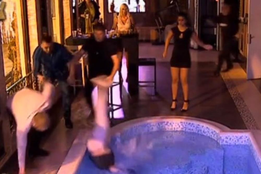 UŽAS U PAROVIMA: Marinkovića toliko izudarali da je izgubio svest, a onda ga bacili u bazen! U VILI ZAVLADAO MUK!