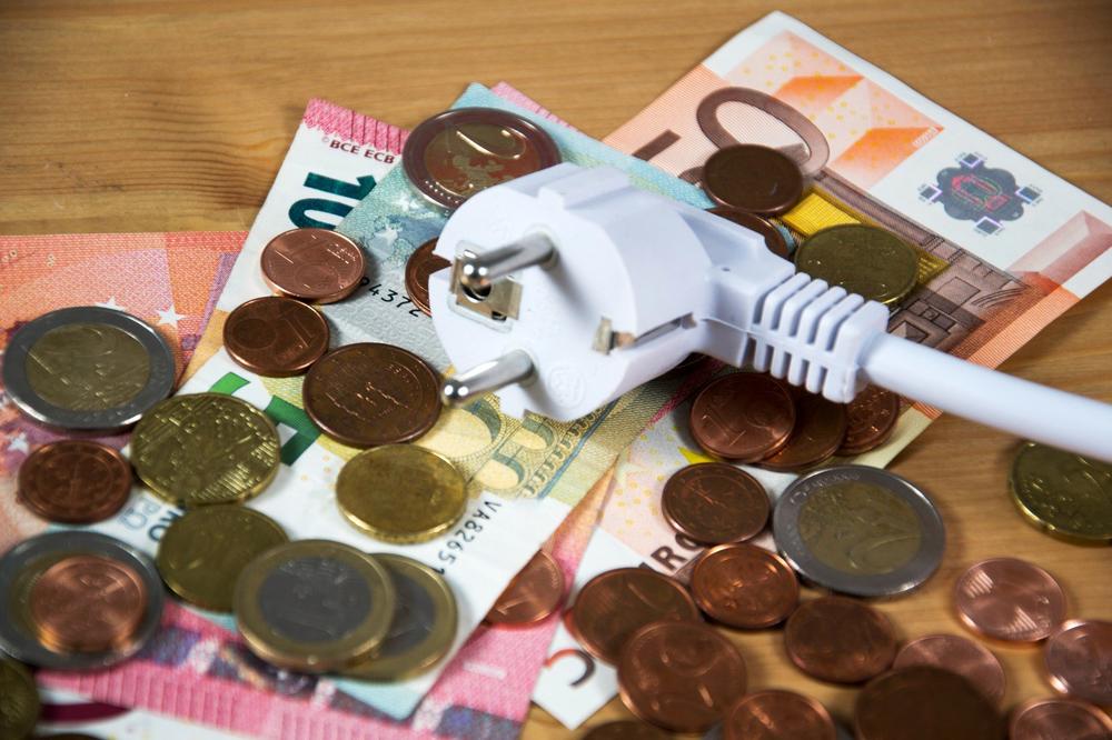 IPAK NIŠTA OD POSKUPLJENJA STRUJE! Ovo je odlučeno na sastanku sa MMF-om