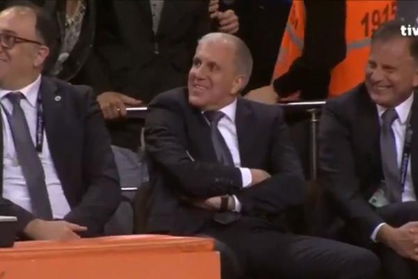 ŽELJKOV SUPER KLINAC UBACIO 51 POEN: +76 za Fener! Kao da su igrali protiv pionira, što nije daleko od istine!