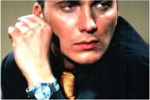 PREMINUO PEVAČ ČIJA JE PESMA DEVEDESETIH BILA HIT! Proslavio se sa grupom Dar Mar! Velika tuga... (FOTO)