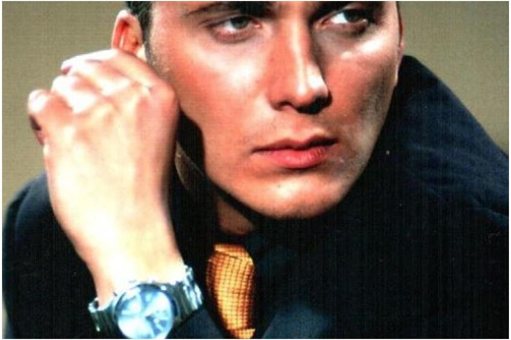 PREMINUO PEVAČ ČIJA JE PESMA DEVEDESETIH BILA HIT! Proslavio se sa grupom Dar Mar! Velika tuga... (FOTO)