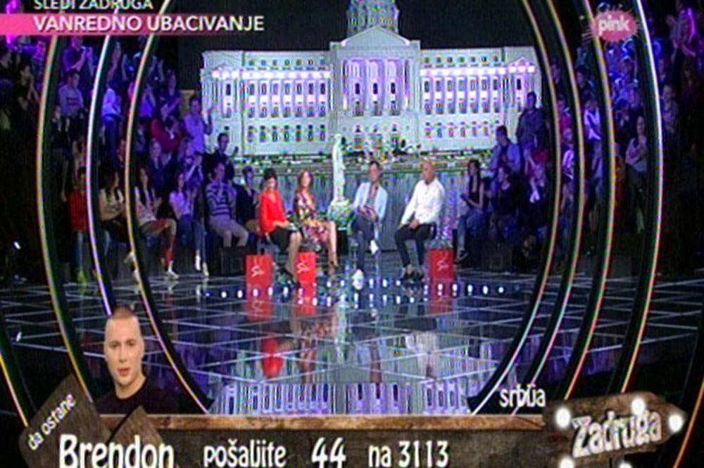 IVANI JE JASNO ŠTA STANIJA RADI: propala joj priča sa drugaricama, pa doziva Tomovića na sve načine!