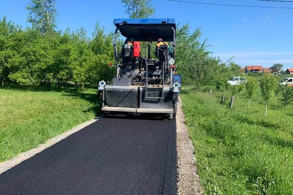 REKONSTRUKCIJA GLAVNE SAOBRAĆAJNICE U OBRENOVCU! Predsednik GO saopštio DO KADA će trajati radovi!