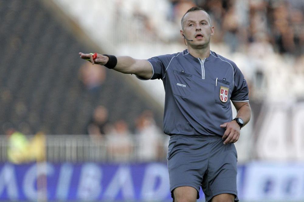 NA NJIH SE PARTIZAN NAJČEŠĆE ŽALIO: Dvojica sudija skinuta sa liste za prolećni deo Superlige!