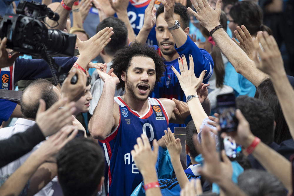 Šejn Larkin je izneo niz pohvala na račun Vase Micića