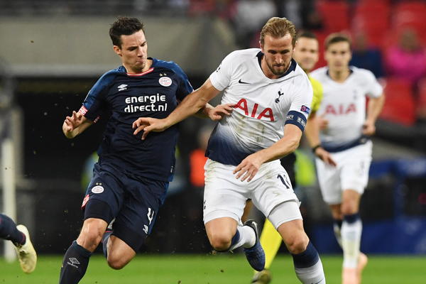 HTEO JE DA BUDE ŠAMPION, KAD ONO MEĐUTIM: Fudbaler PSV-a sada može samo da plače što je napustio Ajaks!