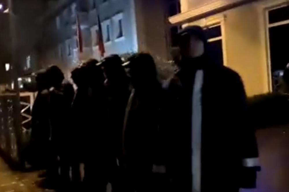 NA POMOLU GRAĐANSKI RAT U TIRANI! Demonstranti bacaju molotovljeve koktele i lome GRAD! OPŠTI HAOS U ZEMLJI
