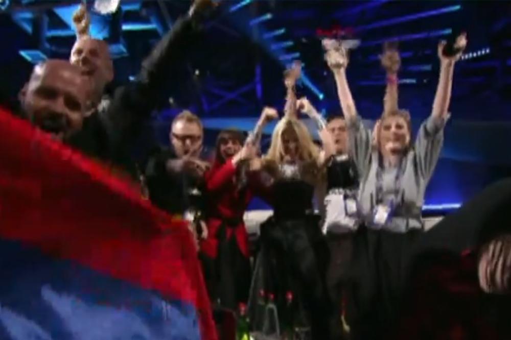 SRBIJA U FINALU EVROVIZIJE: Nevena Božović ide dalje... S KRUNOM do medalje (VIDEO)