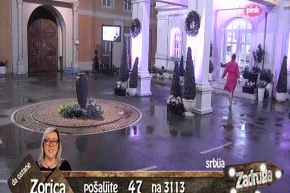 Zadrugarki PUKAO SILIKON! Srušila se! Odmah prebačena na HITNU OPERACIJU, zamalo da umre!