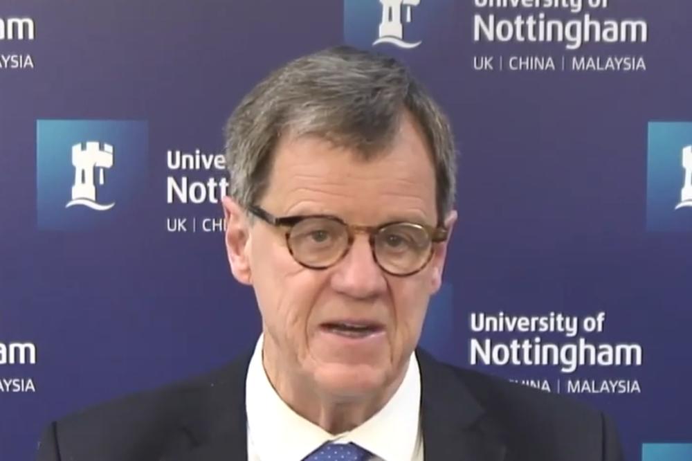 SRBI, MANITE SE DOŽIVOTNE KAZNE, NE TREBA VAM TO! Profesor Dirk van Zil Smit o temi koja je podelila Srbiju