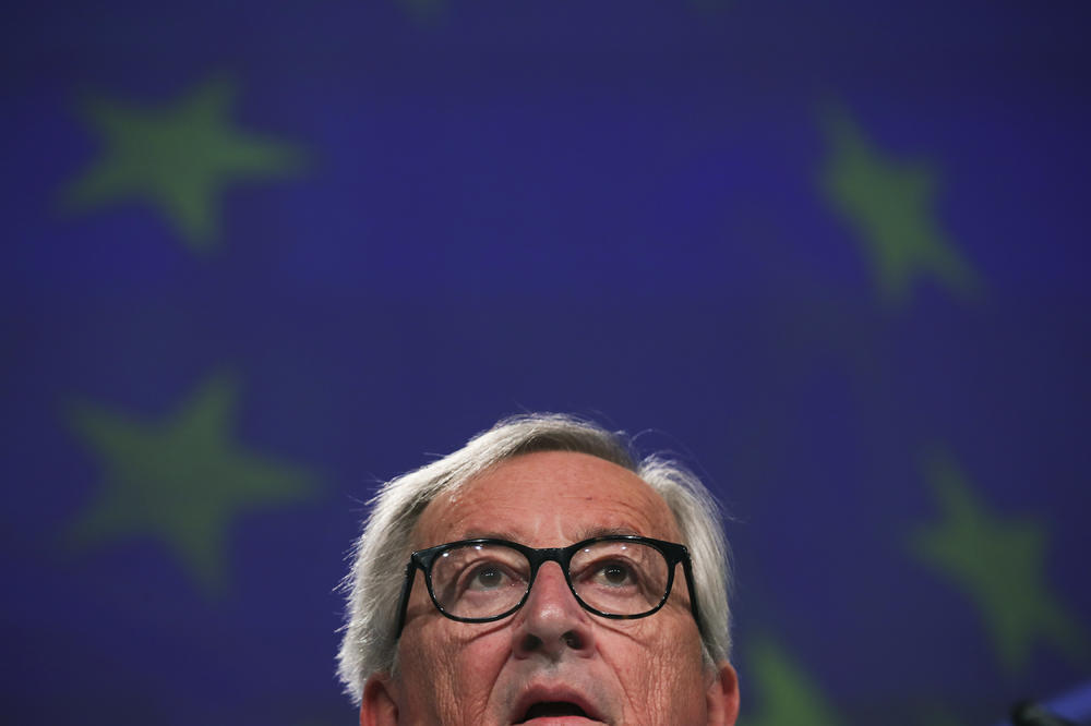 JUNKER POZVAO EU DA KUPI SPUTNJIK V: Ne treba odbijati vakcinu samo zato što je RUSKA, KOVID NIJE IGRAČKA!