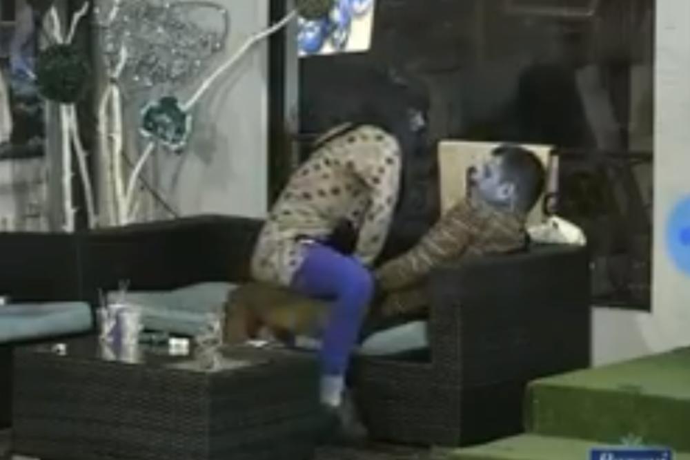 ZOLU ŠUTIRA, A IVANU JE PSOVALA MRTVU MAJKU: Isplivao snimak NAJBRUTALNIJE SVAĐE Miljane Kulić i Ivana Marinkovića!