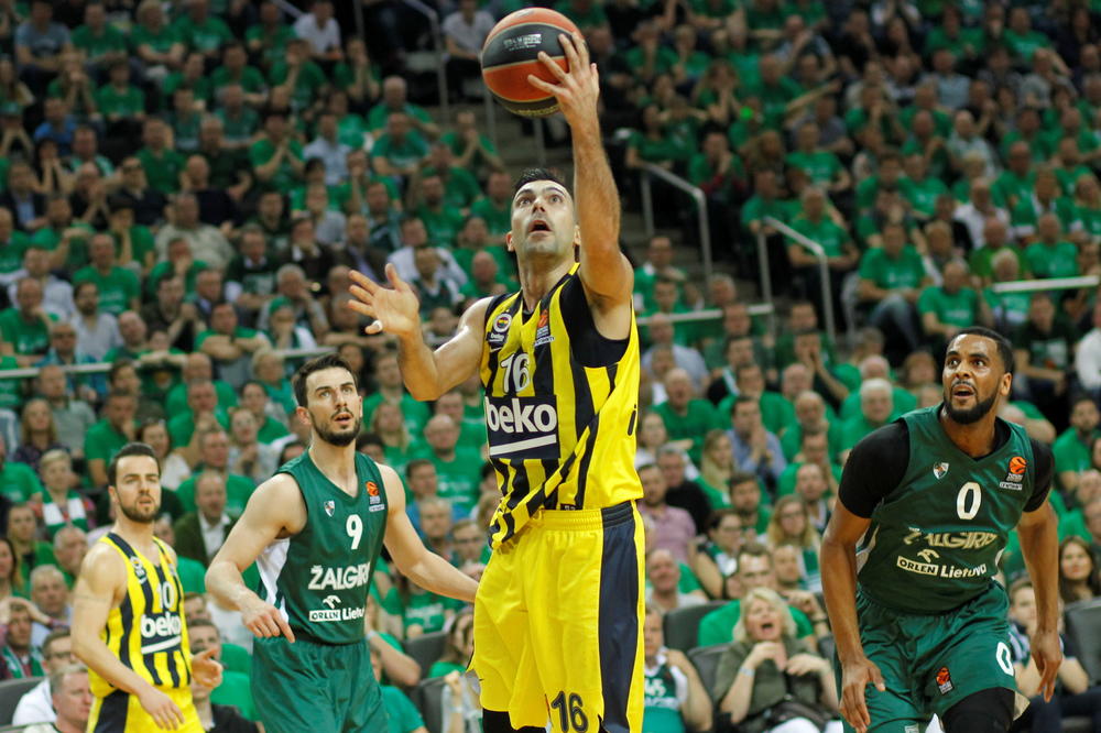 SLUKAS PROGOVORIO O SUDBINI U FENERU: Ako Obradović ode...