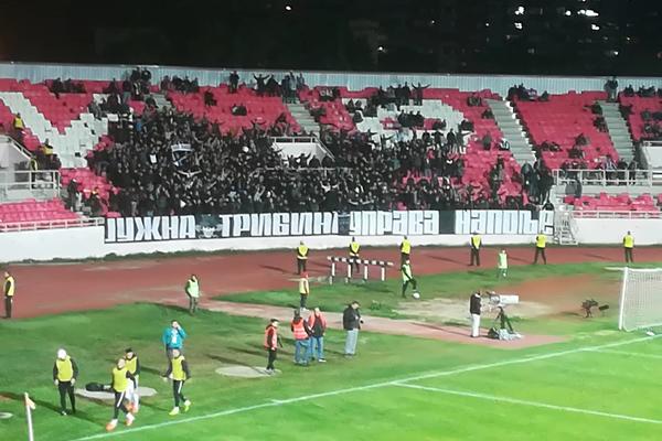 A u Nišu ništa novo - UPRAVA NAPOLJE!