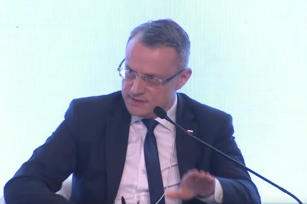 NAPADNUT AMBASADOR! POLJACI U ŠOKU OSUĐUJU: Nasilje ne sme da se toleriše!