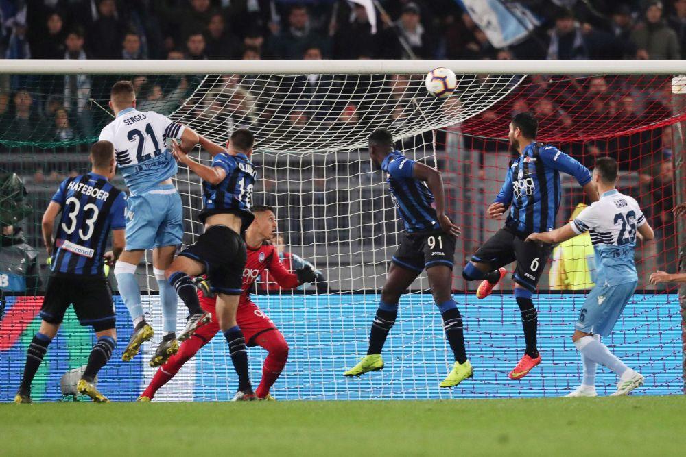 Trenutak kada Milinković Savić postiže gol u finalu Kupa Italije