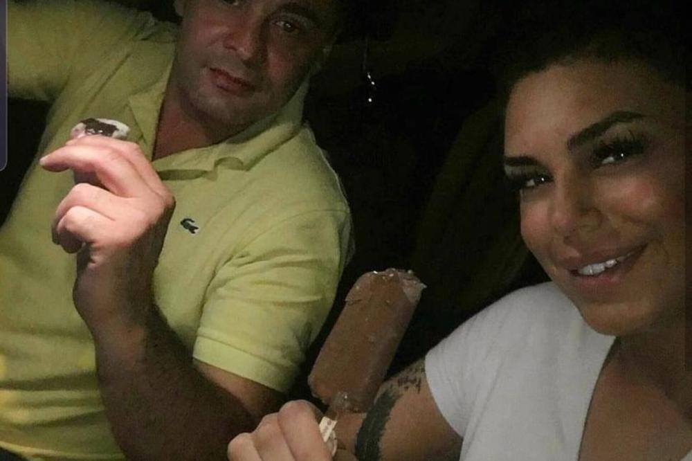 FILIP OPLEO I MINU: Pošto ga je JAVNO IZDALA, objavio prepisku kako INSISTIRA NA DRUŽENJU i MOLI GA ZA NOVAC (FOTO)