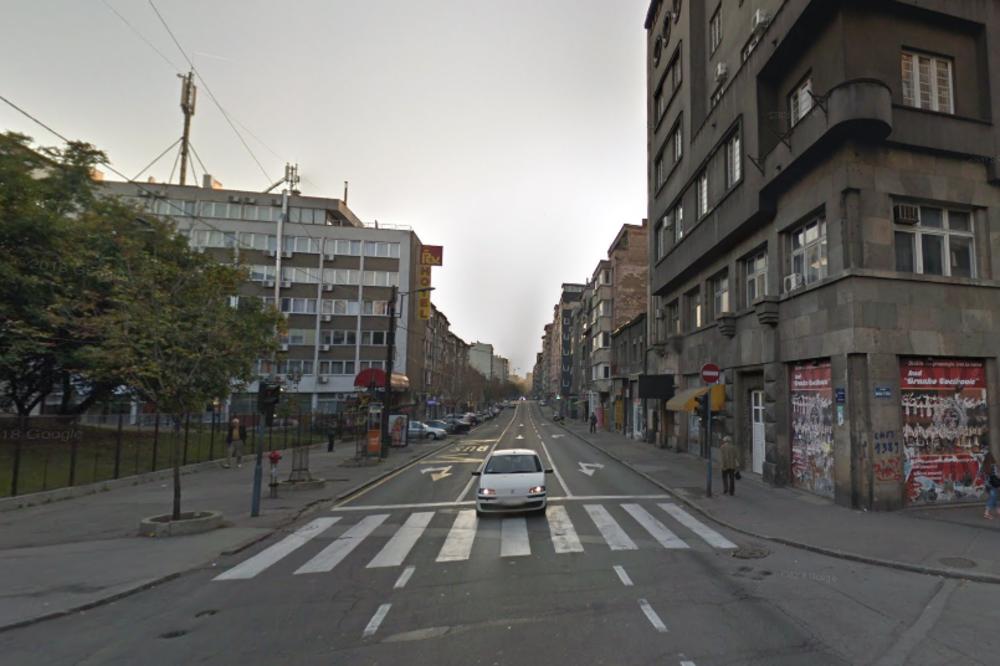 UPUCAN ČOVEK NA PEŠAČKOM PRELAZU U BEOGRADU! Upozoravali su na ovo, a sad ima povređenih!