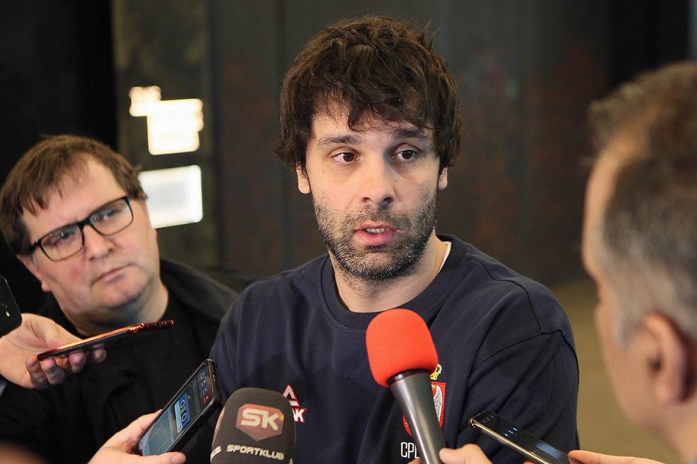 JEZIVE UVREDE NA TEOV RAČUN: Opet smo pokazali najgore lice - Srbi se naslađuju nesrećom legendarnog kapitena!