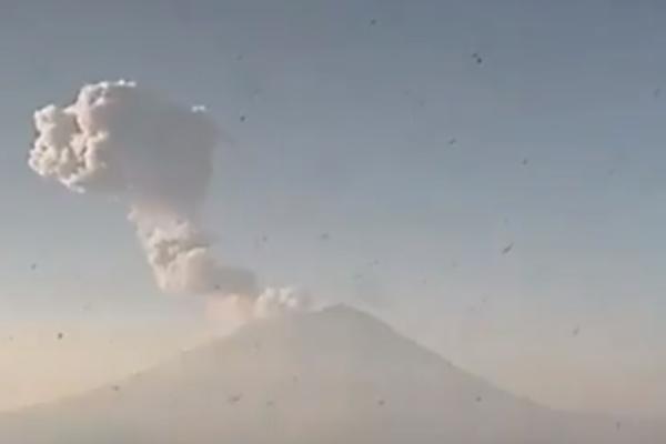 BUDI SE VULKAN KOJI MOŽE DA UBIJE 5 MILIJARDI LJUDI! Ostati na kontinentu znači nula šanse za preživljavanje