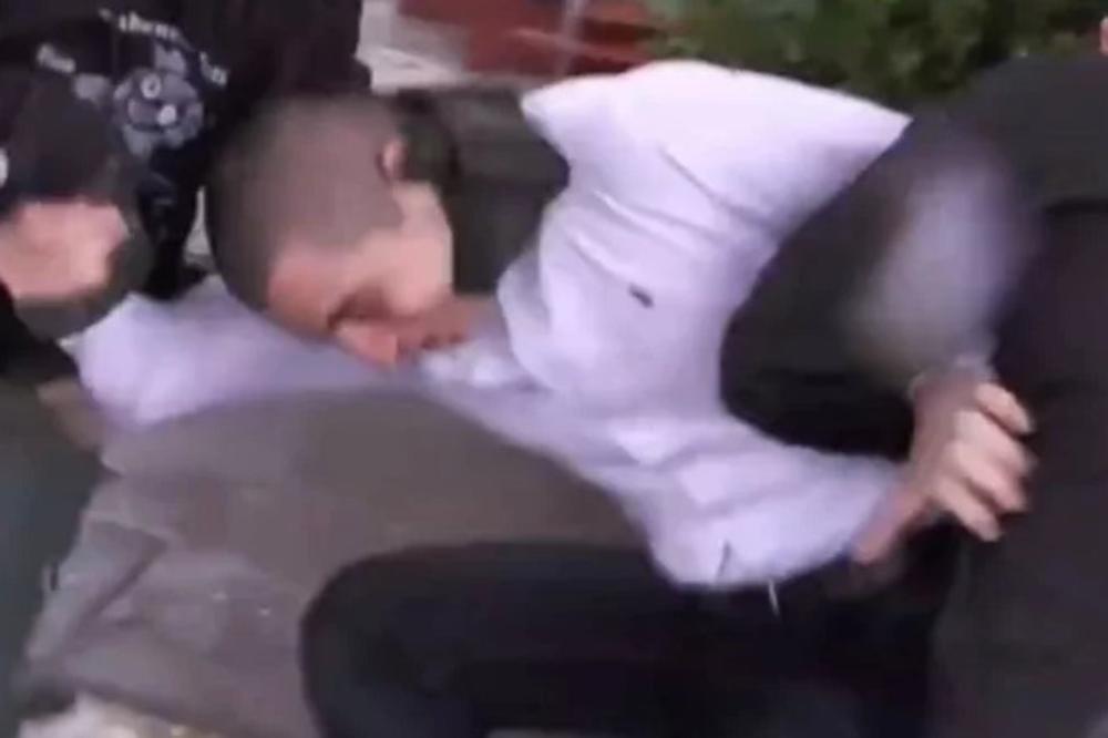 RUSKA SLUŽBA BEZBEDNOSTI JE URNISALA OVOG ČOVEKA: Pomagač terorista mirno šetao ulicom, a onda... (VIDEO)
