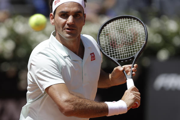 LUDA DRAMA U RIMU: Ćorić razbio Federera u prvom setu, imao dve meč lopte, ali stari lav se nije predavao...