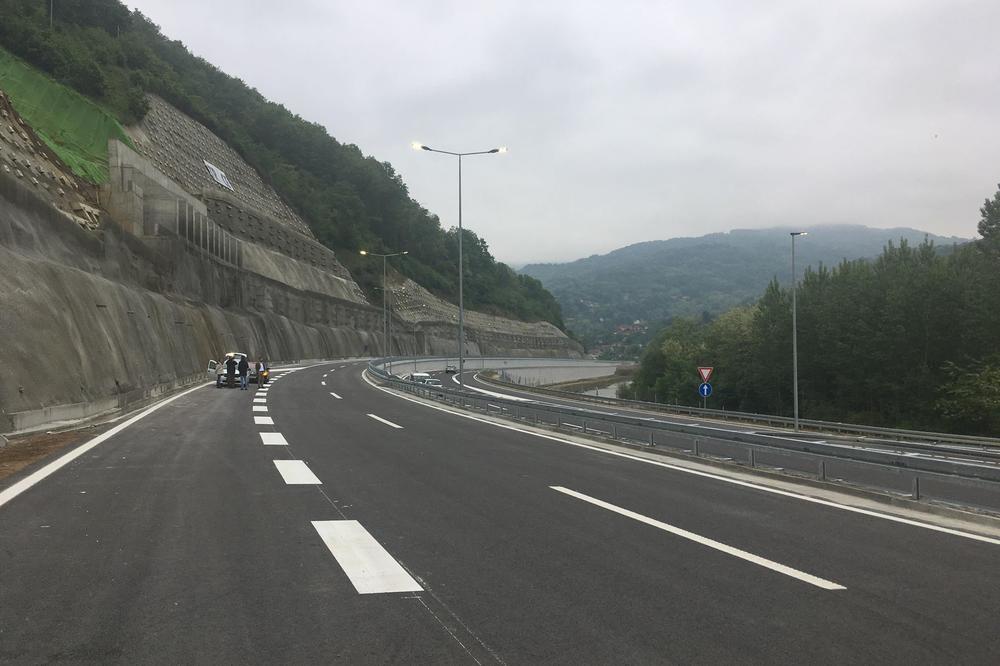 EKSKLUZIVNO! ESPRESO.CO.RS VAS PRVI VOZI PO ISTOČNOM KRAKU KORIDORA 10! Srbija sada ima auto-put do Bugarske (VIDEO)