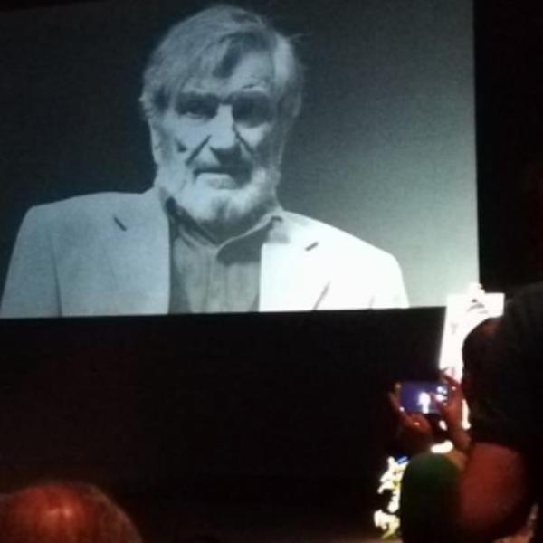 RADOVAO SE MALIM STVARIMA, KAO ŠTO SE SIROČE RADUJE: Govor Voje Brajovića RASPLAKAO SVE na komemoraciji Janketiću!